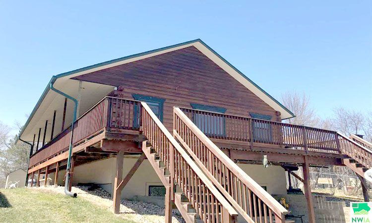241 Westshore Dr., McCook Lake, SD - $579,000